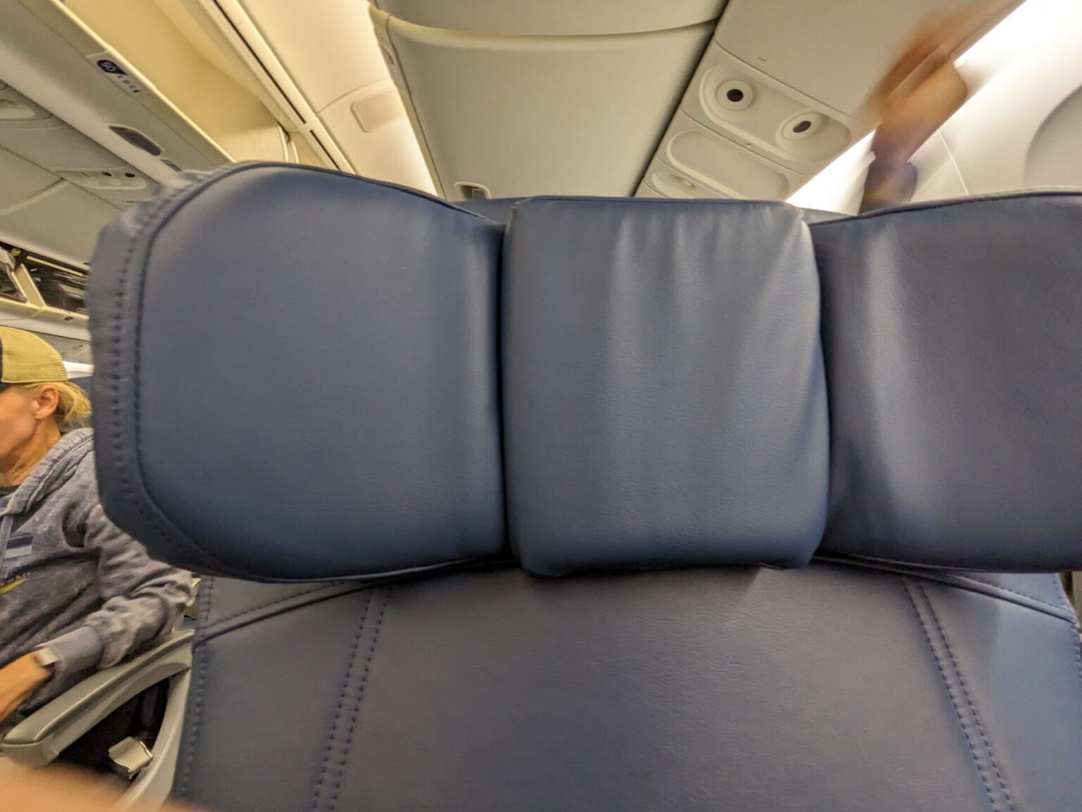 デルタ航空メインキャビン搭乗記＆ベーシックエコノミーとの違い解説